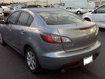 2009 Mazda MAZDA3 Pictures