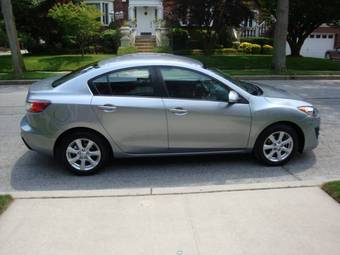 2009 Mazda MAZDA3 Pictures