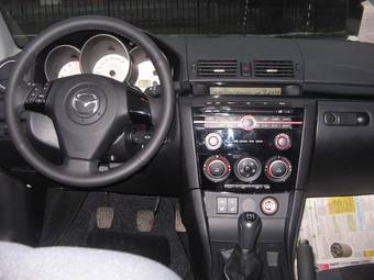 2009 Mazda MAZDA3 Pictures