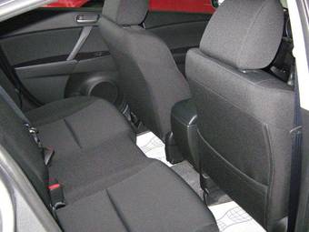 2010 Mazda MAZDA3 Pictures