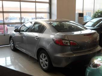 2010 Mazda MAZDA3 Photos