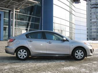 2010 Mazda MAZDA3 Photos