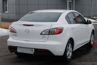 2011 Mazda MAZDA3 Photos