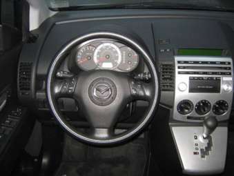 2005 Mazda MAZDA5 Photos