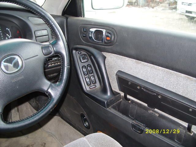 2000 Mazda Millenia