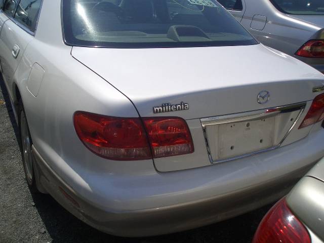 2001 Mazda Millenia