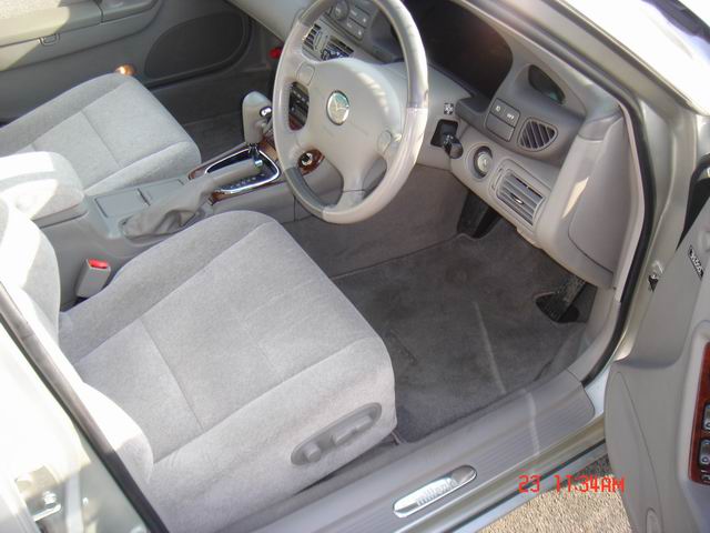 2001 Mazda Millenia Images