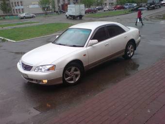 2001 Mazda Millenia Photos