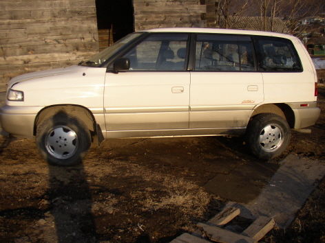 1995 Mazda MPV