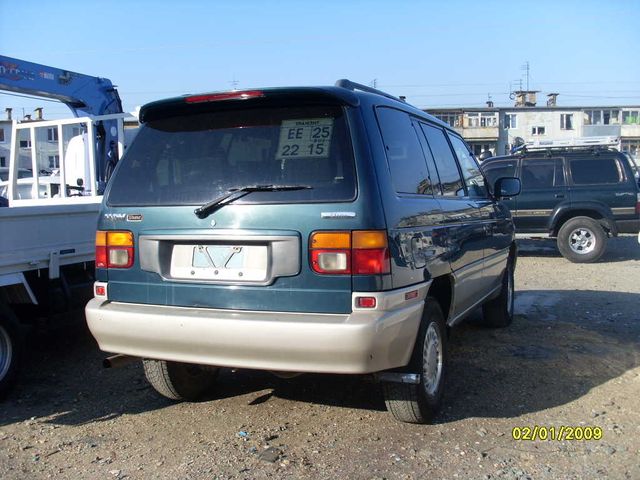 1995 Mazda MPV