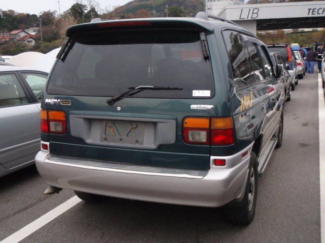 1995 Mazda MPV