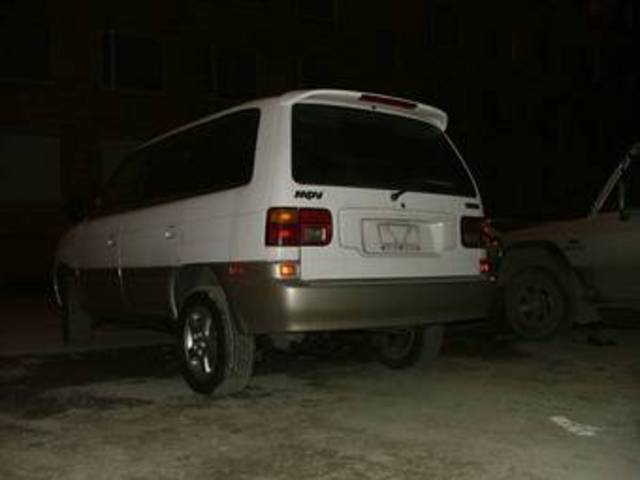 1996 Mazda MPV