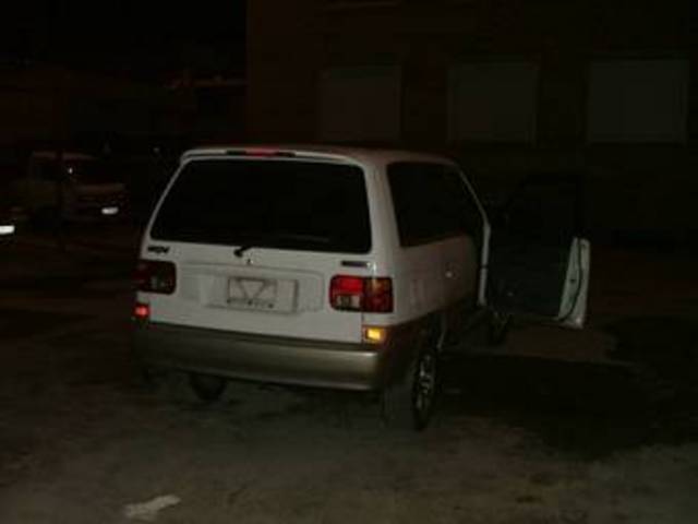 1996 Mazda MPV
