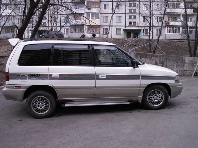 1996 Mazda MPV