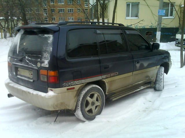 1996 Mazda MPV