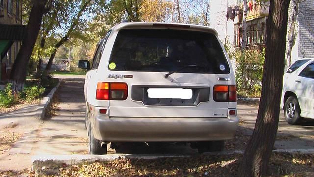 1996 Mazda MPV