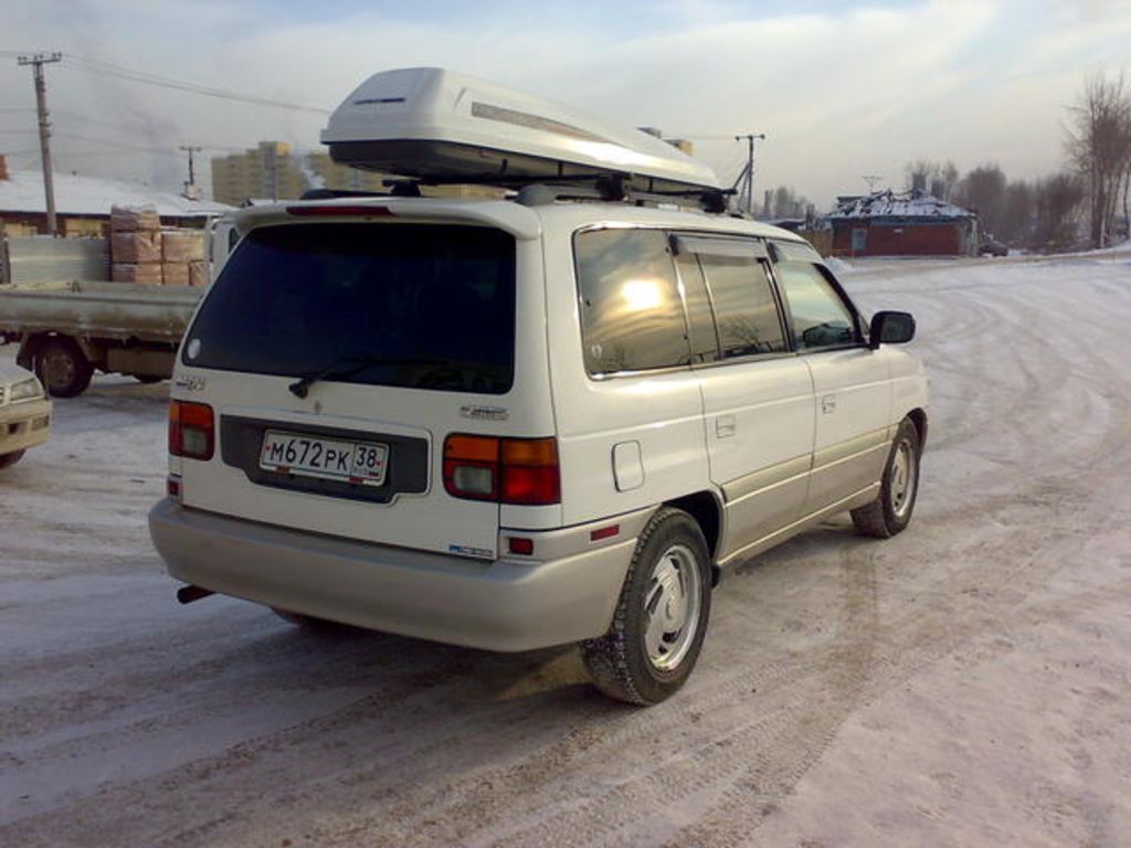 1996 Mazda MPV