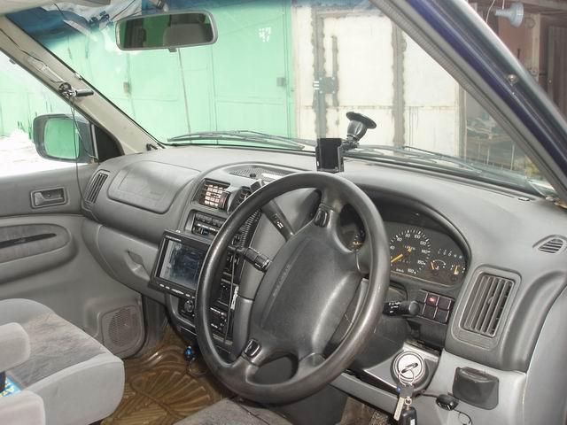 1996 Mazda MPV