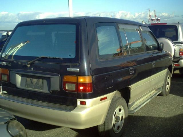 1996 Mazda MPV