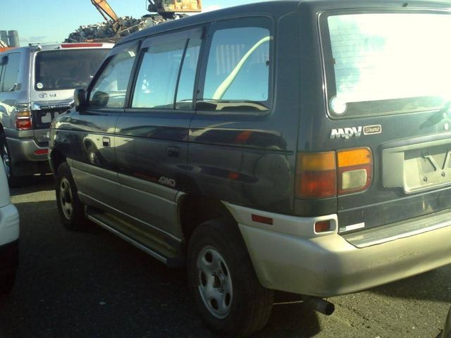 1996 Mazda MPV