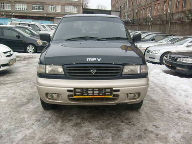 1996 Mazda MPV