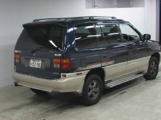 1996 Mazda MPV Photos