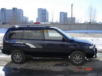 1997 Mazda MPV