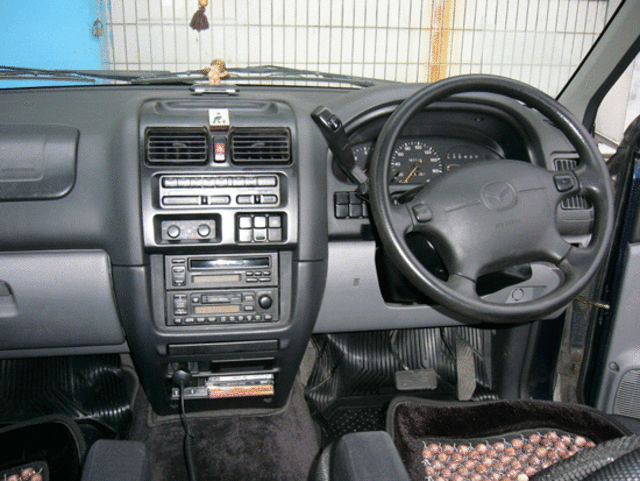 1997 Mazda MPV