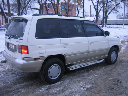 1997 Mazda MPV