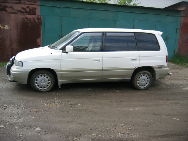 1997 Mazda MPV