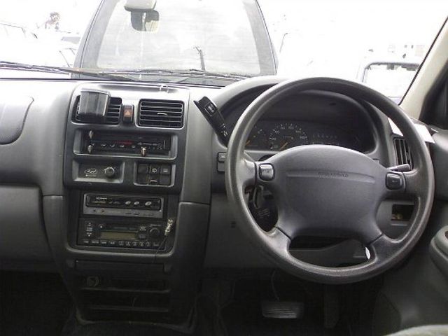 1997 Mazda MPV