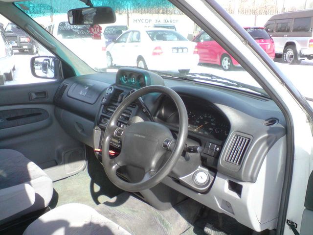 1998 Mazda MPV