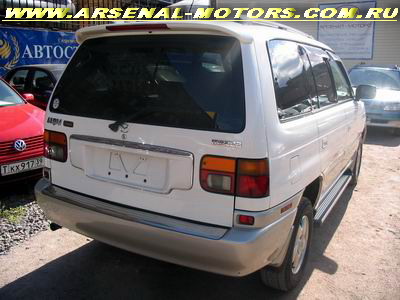 1998 Mazda MPV Images