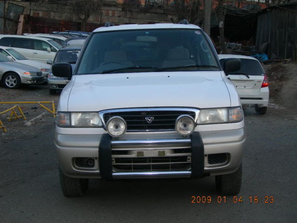 1999 Mazda MPV