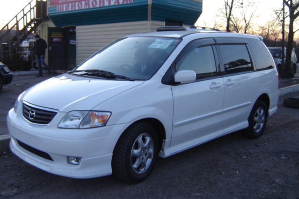 1999 Mazda MPV