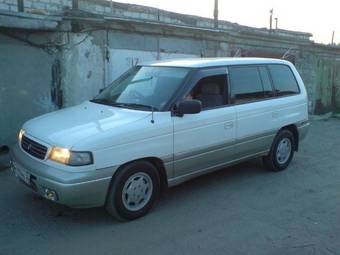 1999 Mazda MPV Photos