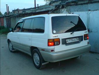 1999 Mazda MPV Pictures