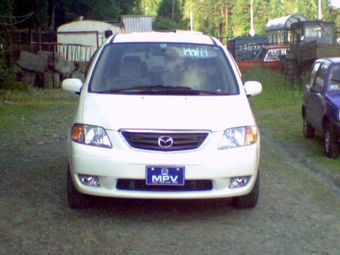 2000 Mazda MPV