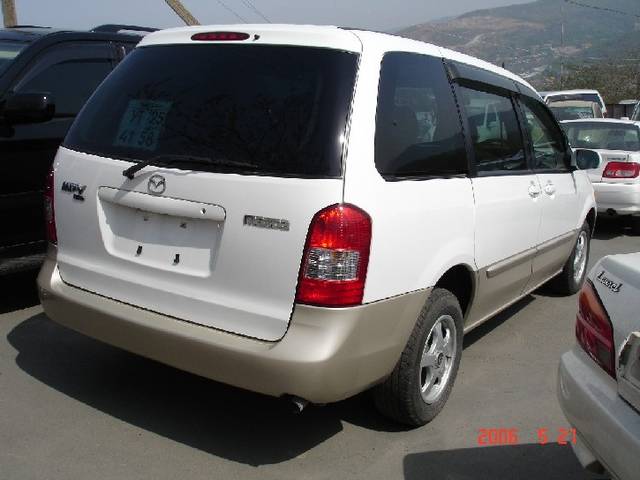 2000 Mazda MPV