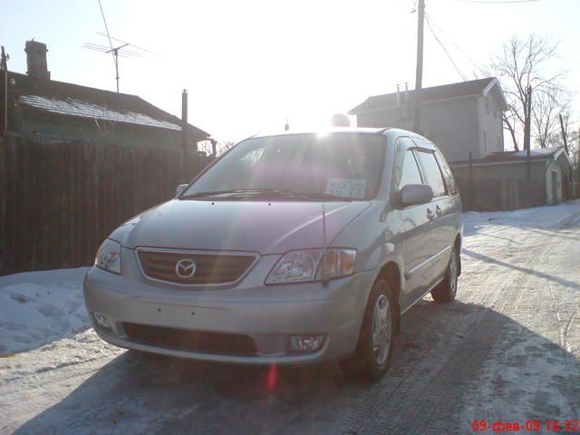 2000 Mazda MPV