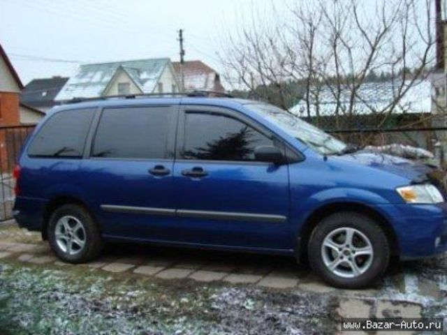 2000 Mazda MPV