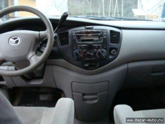 2000 Mazda MPV