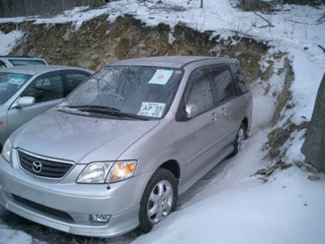 2000 Mazda MPV