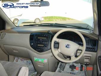 2000 Mazda MPV Pictures