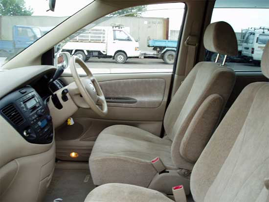2000 Mazda MPV Images