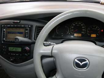 2000 Mazda MPV Photos