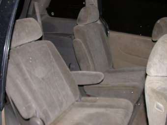 2000 Mazda MPV Photos