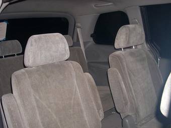 2000 Mazda MPV Wallpapers