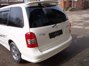 2000 Mazda MPV Pictures