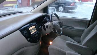 2000 Mazda MPV Pictures